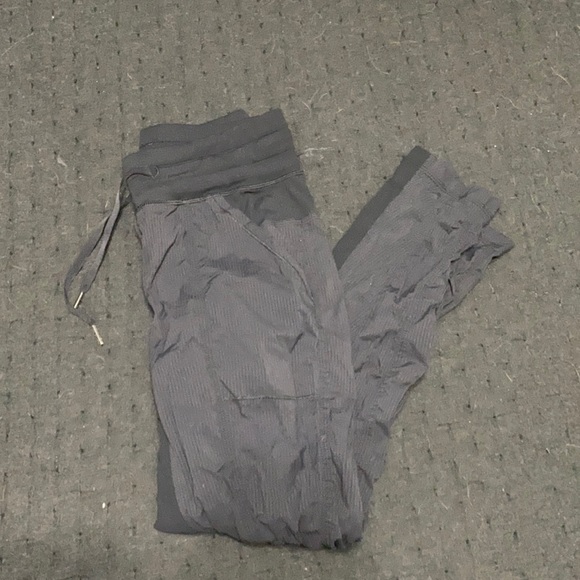 Lululemon Joggers - Picture 1 of 2